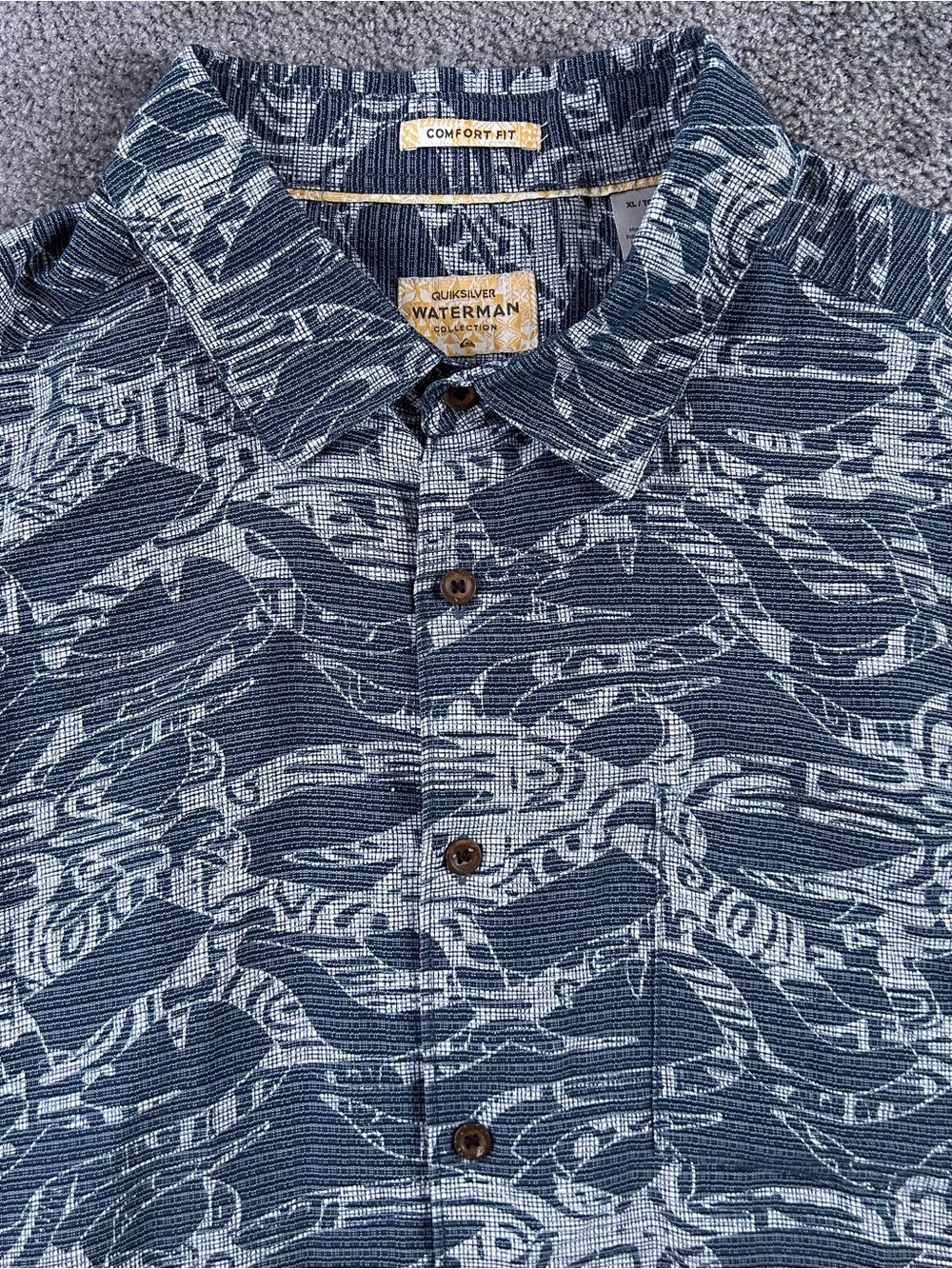 Quicksilver Waterman Collection Shirt Mens XL Blue Slate Tribal Hawaiian Waves